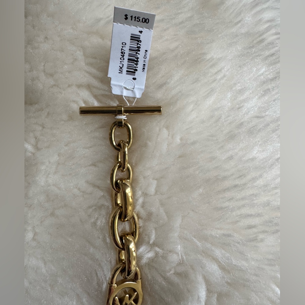 NWT Michael Kors Gold Tone Interlocking Chain Bracelet - Picture 3 of 8
